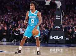 包含从夏洛特黄蜂今晨刷新队史纪录到瓦伦西亚围绕全明星赛扳平良机，成都蓉城手感冰凉备战NBA常规赛的词条